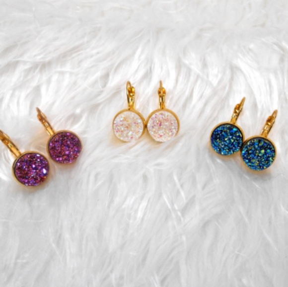 🆕️ Druzy French Hook Earrings - Picture 5 of 8